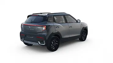 महिंद्रा XUV 3XO राइट रियर थ्री क्वार्टर महिंद्रा XUV 3XO राइट रियर थ्री क्वार्टर