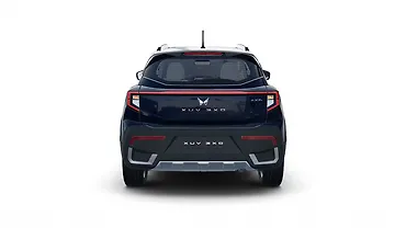 महिंद्रा XUV 3XO पीछे का व्यू महिंद्रा XUV 3XO पीछे का व्यू