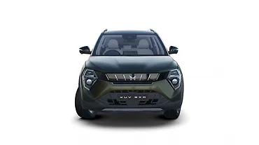 महिंद्रा XUV 3XO सामने का दृश्य महिंद्रा XUV 3XO सामने का दृश्य