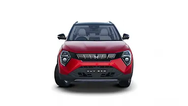 महिंद्रा XUV 3XO सामने का दृश्य महिंद्रा XUV 3XO सामने का दृश्य