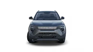 महिंद्रा XUV 3XO सामने का दृश्य महिंद्रा XUV 3XO सामने का दृश्य