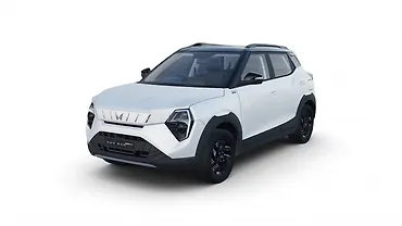महिंद्रा XUV 3XO लेफ्ट फ्रंट थ्री क्वार्टर महिंद्रा XUV 3XO लेफ्ट फ्रंट थ्री क्वार्टर