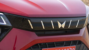 Mahindra XUV 3XO Front Logo