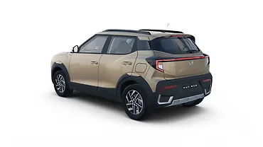 महिंद्रा XUV 3XO लेफ्ट रियर थ्री क्वार्टर महिंद्रा XUV 3XO लेफ्ट रियर थ्री क्वार्टर