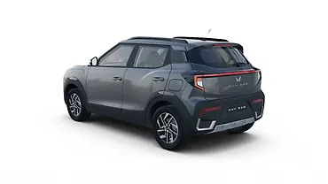 महिंद्रा XUV 3XO लेफ्ट रियर थ्री क्वार्टर महिंद्रा XUV 3XO लेफ्ट रियर थ्री क्वार्टर
