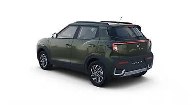 महिंद्रा XUV 3XO लेफ्ट रियर थ्री क्वार्टर महिंद्रा XUV 3XO लेफ्ट रियर थ्री क्वार्टर