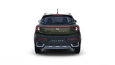 महिंद्रा XUV 3XO पीछे का व्यू महिंद्रा XUV 3XO पीछे का व्यू