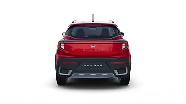 महिंद्रा XUV 3XO पीछे का व्यू महिंद्रा XUV 3XO पीछे का व्यू