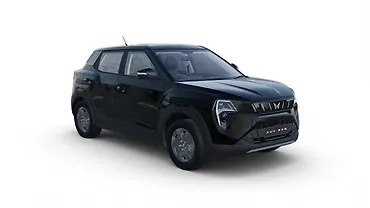 महिंद्रा XUV 3XO ठीक सामने तीन चौथाई महिंद्रा XUV 3XO ठीक सामने तीन चौथाई