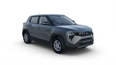 महिंद्रा XUV 3XO ठीक सामने तीन चौथाई महिंद्रा XUV 3XO ठीक सामने तीन चौथाई