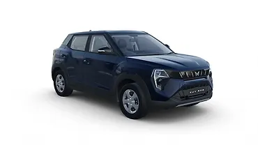 महिंद्रा XUV 3XO ठीक सामने तीन चौथाई महिंद्रा XUV 3XO ठीक सामने तीन चौथाई