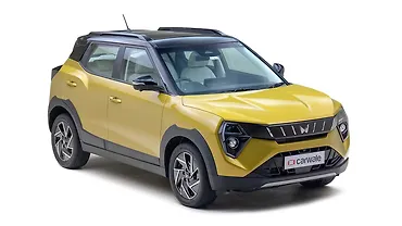 Mahindra XUV 3XO Right Front Three Quarter