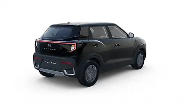 महिंद्रा XUV 3XO राइट रियर थ्री क्वार्टर महिंद्रा XUV 3XO राइट रियर थ्री क्वार्टर