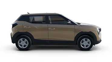 महिंद्रा XUV 3XO राइट साइड का दृश्य महिंद्रा XUV 3XO राइट साइड का दृश्य