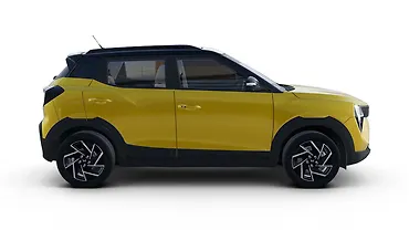 महिंद्रा XUV 3XO राइट साइड का दृश्य महिंद्रा XUV 3XO राइट साइड का दृश्य