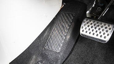 Mahindra XUV 3XO Dead Pedal