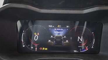 Mahindra XUV 3XO Instrument Cluster