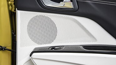 Mahindra XUV 3XO Rear Speakers