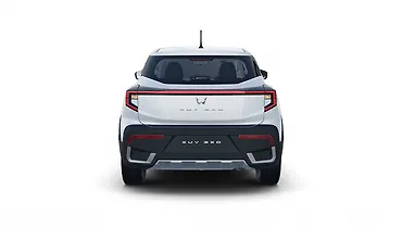 महिंद्रा XUV 3XO पीछे का व्यू महिंद्रा XUV 3XO पीछे का व्यू