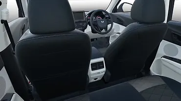 महिंद्रा XUV 3XO रियर रो एयर वेंट महिंद्रा XUV 3XO रियर रो एयर वेंट