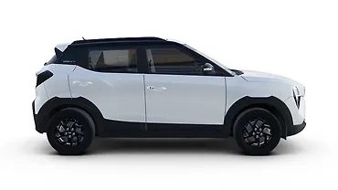 महिंद्रा XUV 3XO राइट साइड का दृश्य महिंद्रा XUV 3XO राइट साइड का दृश्य