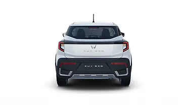 महिंद्रा XUV 3XO पीछे का व्यू महिंद्रा XUV 3XO पीछे का व्यू