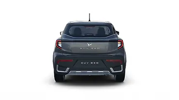महिंद्रा XUV 3XO पीछे का व्यू महिंद्रा XUV 3XO पीछे का व्यू