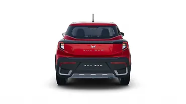 महिंद्रा XUV 3XO पीछे का व्यू महिंद्रा XUV 3XO पीछे का व्यू