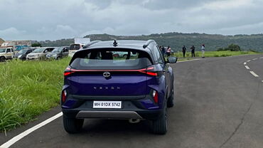 Tata Nexon facelift unofficial bookings open across dealerships