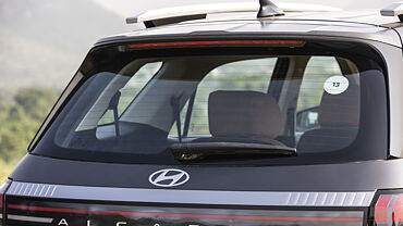 Hyundai Alcazar Rear Windshield/Windscreen