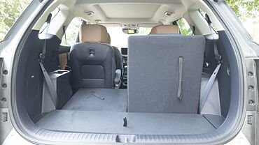 Hyundai Alcazar Bootspace Rear Split Seat Folded