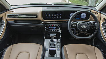 Hyundai Alcazar Dashboard