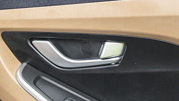 Hyundai Alcazar Rear Door Pad Handle