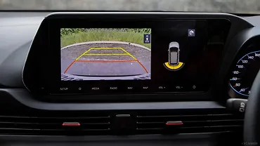 Hyundai i20 N Line 360-Degree Camera Control