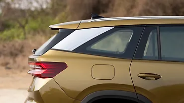 Skoda Kodiaq Rear Quarter Glass