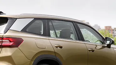 Skoda Kodiaq Side Glass Housing