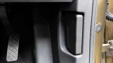 Skoda Kodiaq Bonnet/Hood release