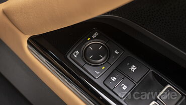 Lexus LX Outer Rear View Mirror ORVM Controls