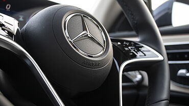 Mercedes-Benz E-Class Horn Boss