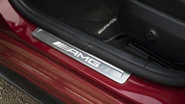 Mercedes-Benz AMG C 43 Front Scuff Plates
