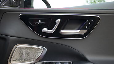 Mercedes-Benz AMG C 43 Front Right Door Pad Handle