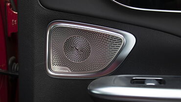 Mercedes-Benz AMG C 43 Rear Speakers