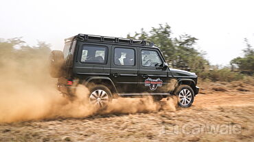 Mercedes-Benz G-Class Right Side View