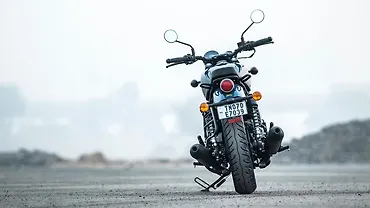 Royal Enfield Shotgun 650 Rear View