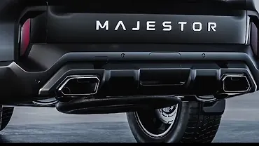 MG Majestor Rear Parking Sensor