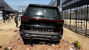 MG Majestor Rear View