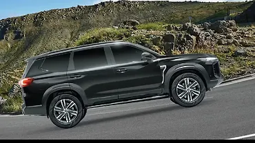 MG Majestor Right Side View