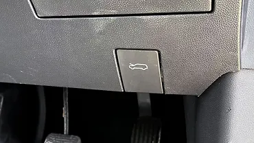 MG Majestor Bonnet/Hood release