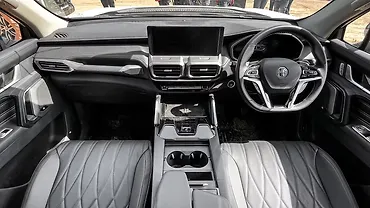 MG Majestor Dashboard