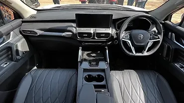 MG Majestor Dashboard